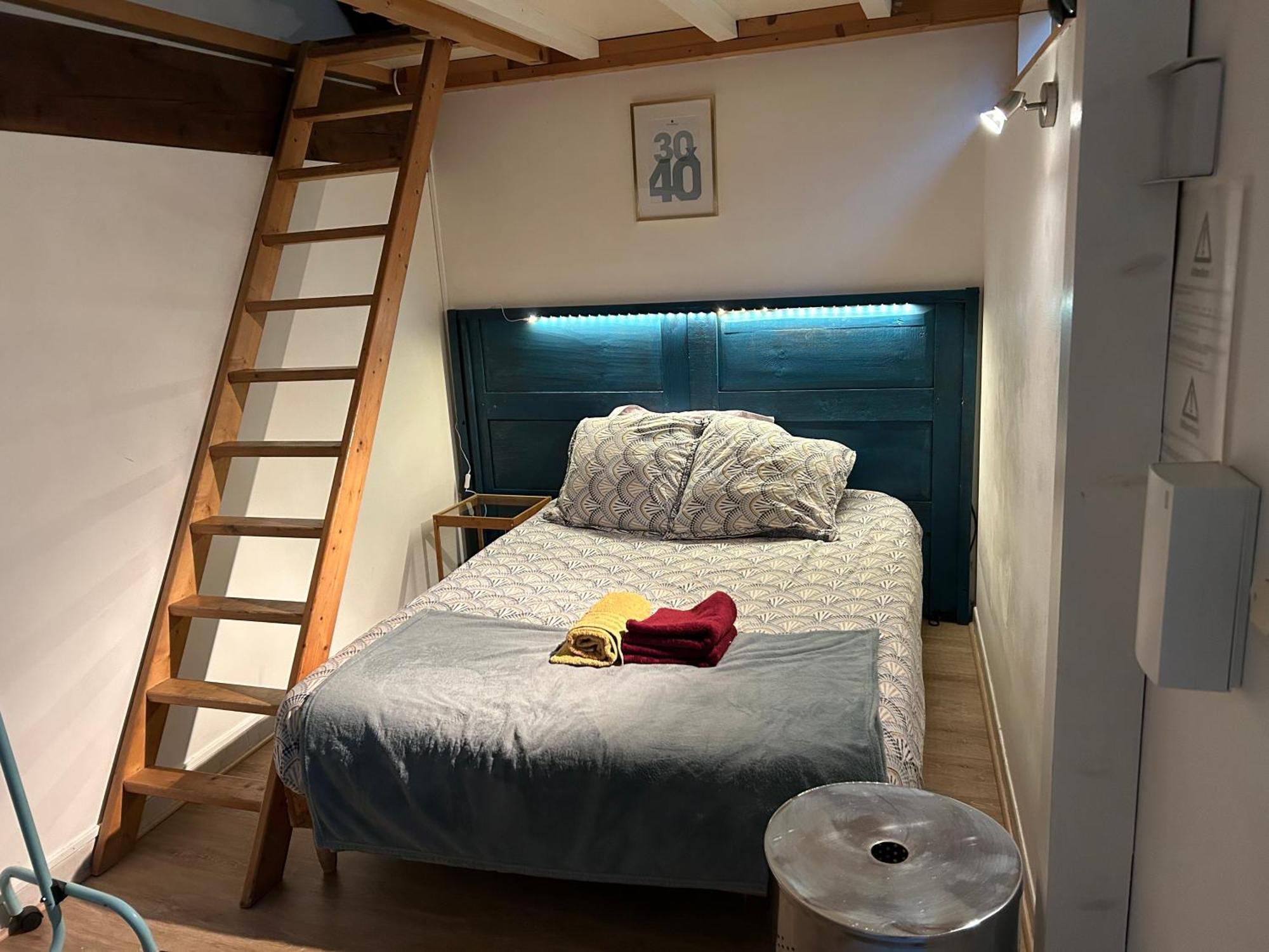Le Saint-Lazare Appartement Au Calme Intra Muros Авиньон Екстериор снимка